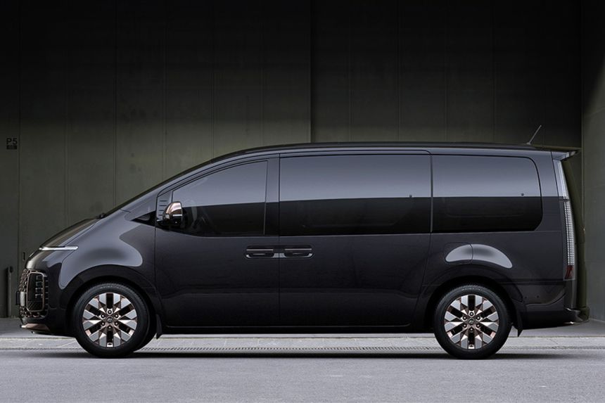 All-new Hyundai Staria now in PH, starts at PHP 1.850M image