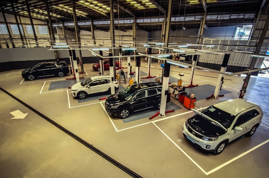 Kia dealership number 42 opens in Kawit, Cavite image