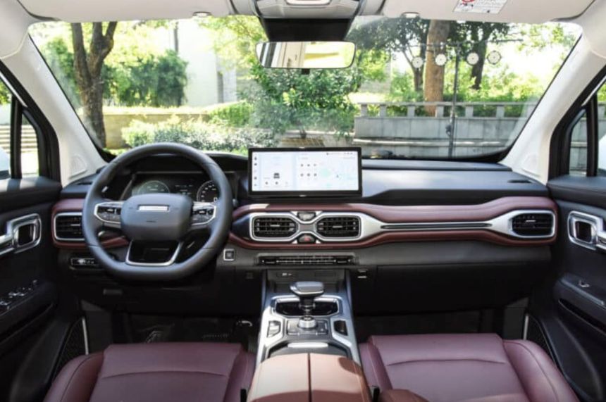 Geely's Radar RD6 interior looks oddly familiar image