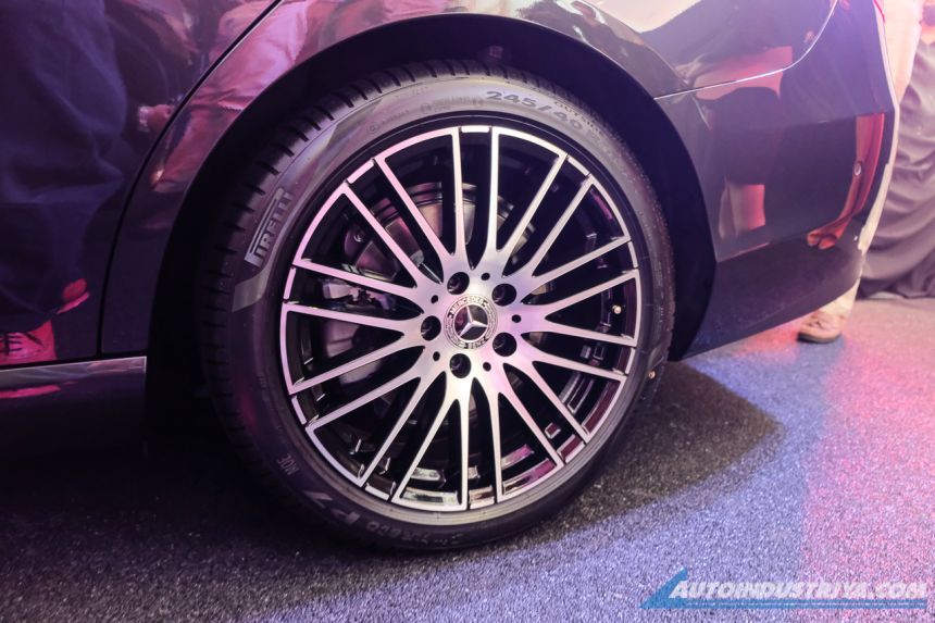 2023 Mercedes-Benz C-Class arrives for PHP 3.890M image