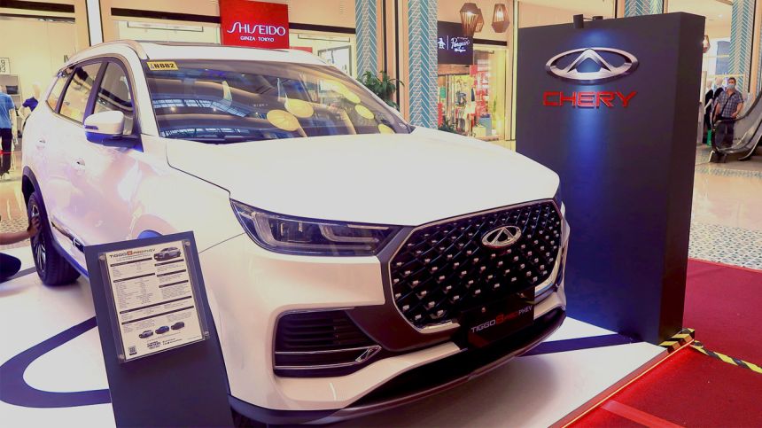 Chery PH brings World of Luxury Tour to Megaworld Lifestyle Malls image