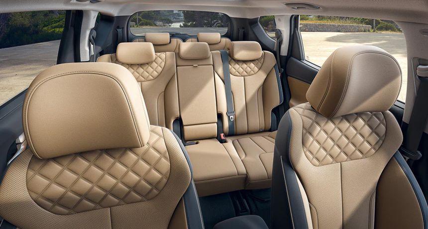 Sorento Twin: 2023 Hyundai Santa Fe goes for PHP 2.420M image