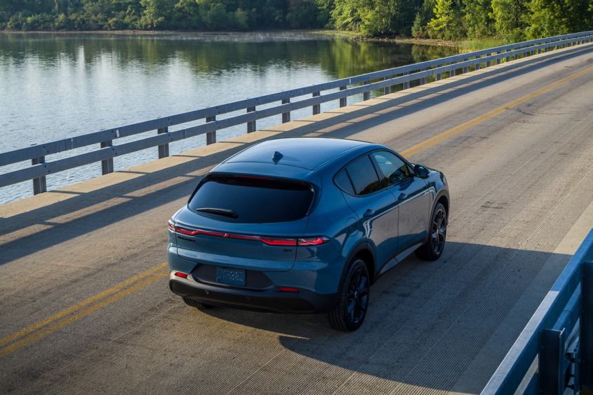 2023 Dodge Hornet is an Alfa Romeo Stelvio with attitude image