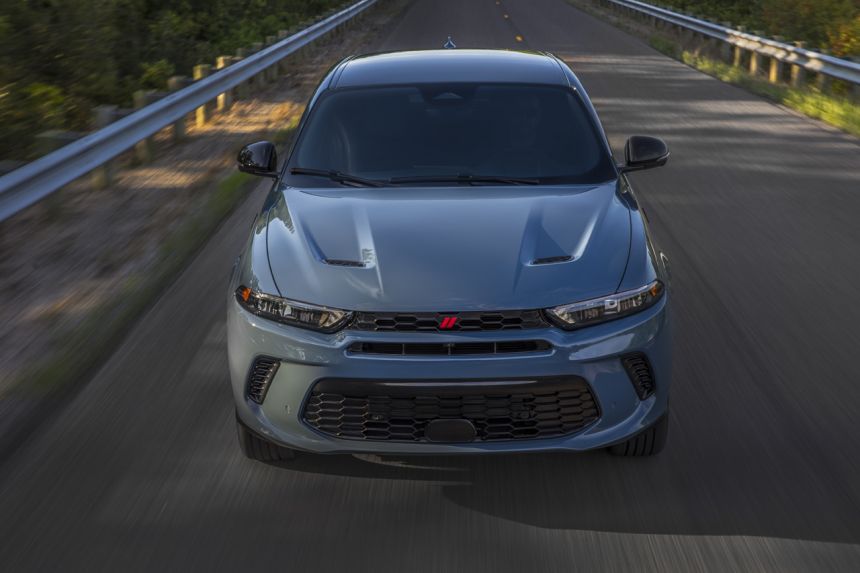2023 Dodge Hornet is an Alfa Romeo Stelvio with attitude image