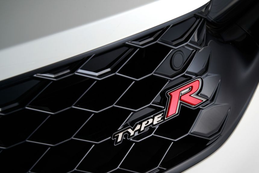 Civic Type R at 25: Six generations of Honda's hot hatch image