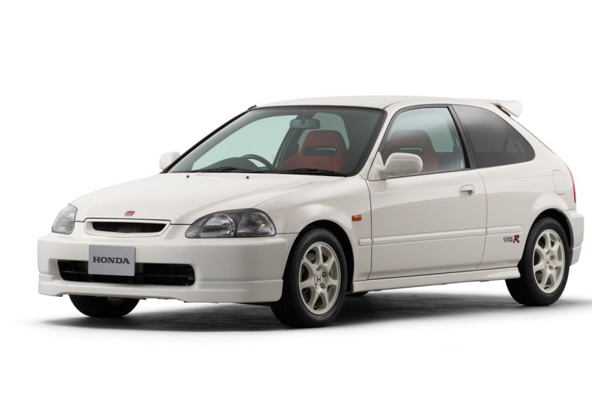 Civic Type R at 25: Six generations of Honda's hot hatch image