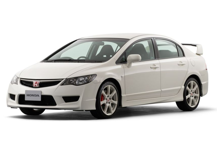 Civic Type R at 25: Six generations of Honda's hot hatch image