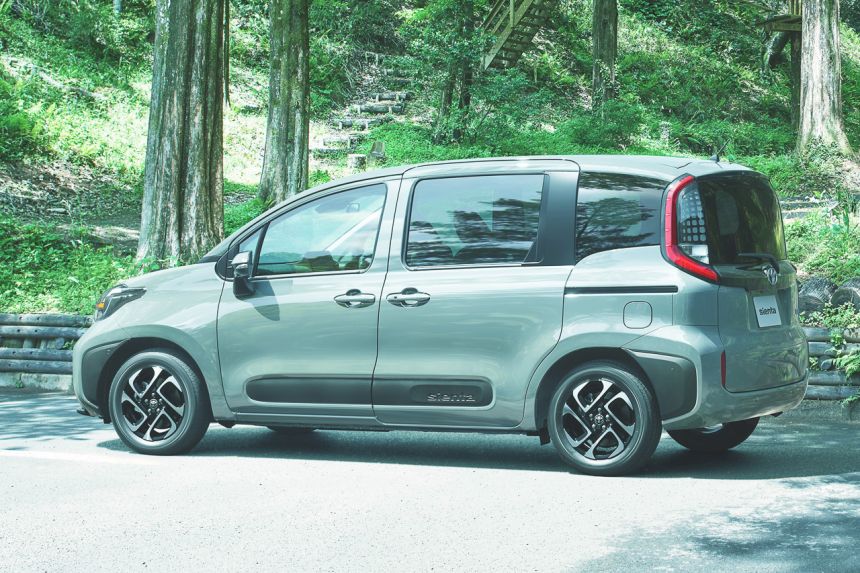 Does the 2023 Toyota Sienta hybrid MPV make sense in PH? image