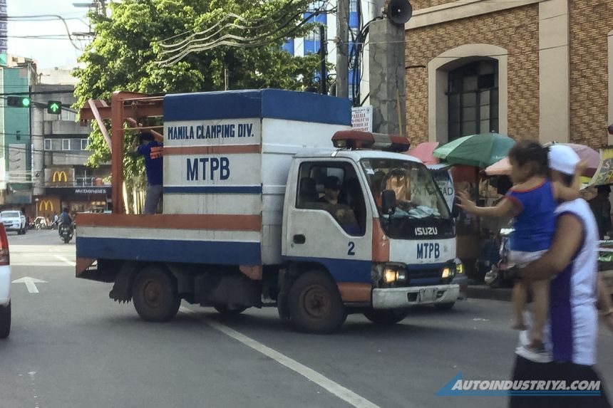 Pros vs Cons: Will No Parking, No Car work in PH? image