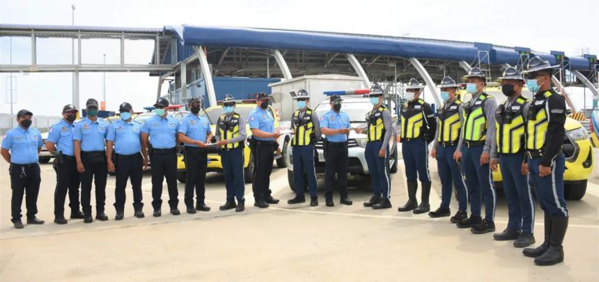 CCLEX partners with LTO Region 7 to uphold road safety image