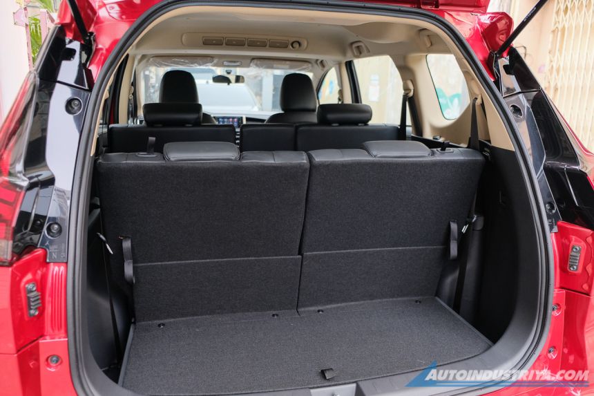 Specs, prices, features: Nissan PH launches 2023 Livina image