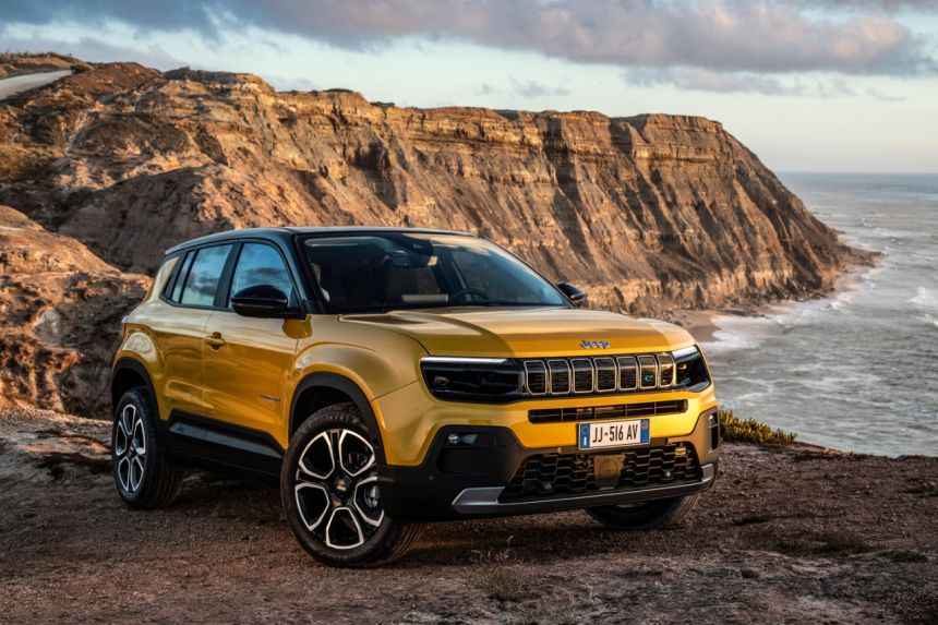 Jeep gives glimpse of upcoming Recon, Wagoneer S, Avenger 4x4 EVs image