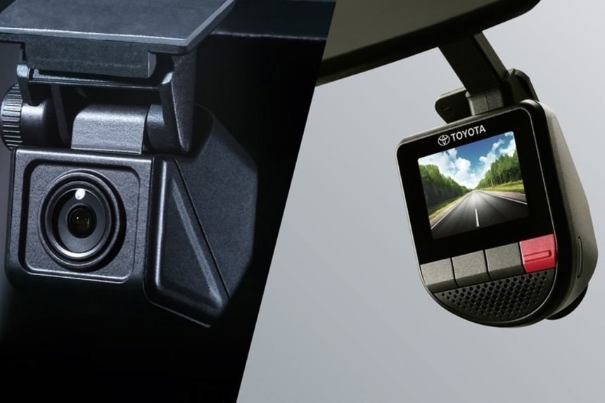 Toyota Innova-X for Malaysia gets wireless Apple CarPlay, Android Auto image