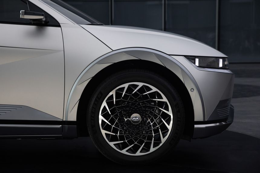 PIMS 2022: Hyundai shows Ioniq 5 EV, coming Jan 2023 image