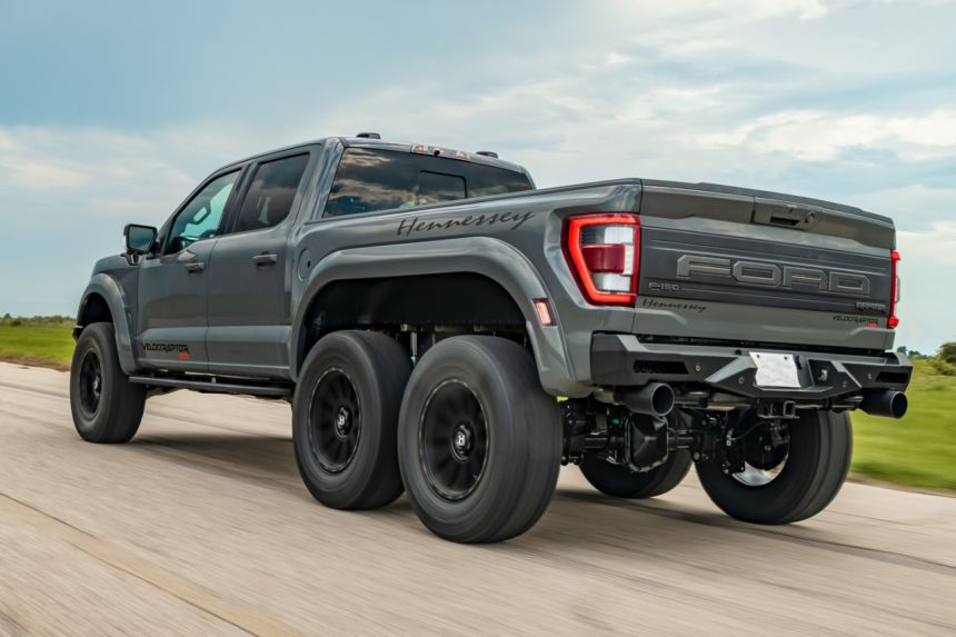 Third-gen Hennessey VelociRaptor 6X6 is a menacing PHP 23-M truck image