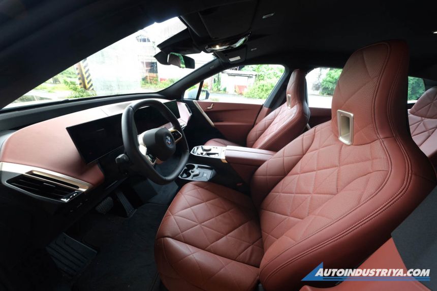 2022 BMW iX xDrive40 image