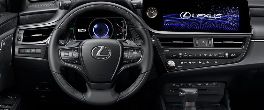 PHP 4.218 million will get you the Lexus ES 300h Luxury image