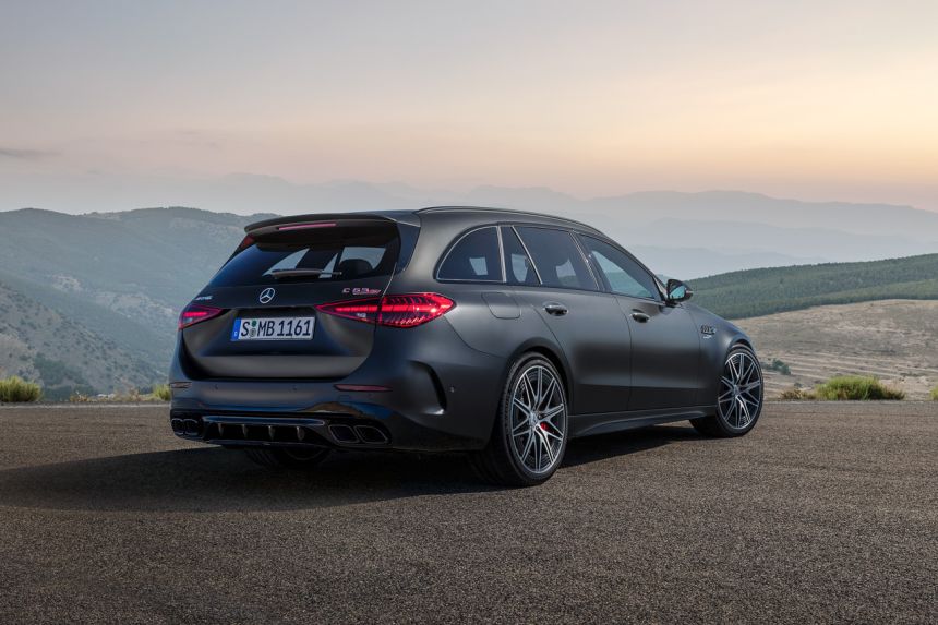 V8 no more: 2023 Mercedes-AMG C63 S is a 2.0L turbo PHEV image