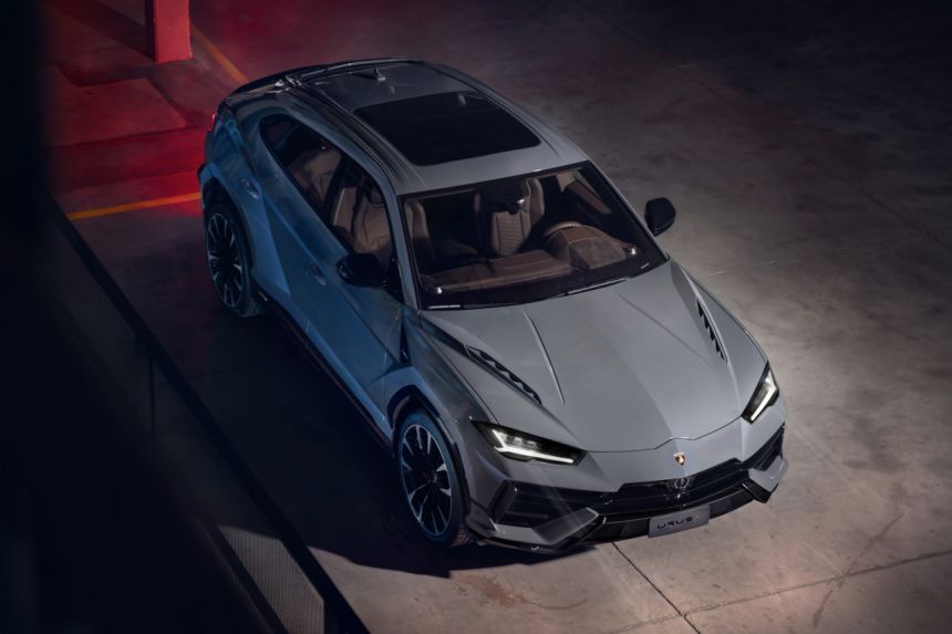 2023 Lamborghini Urus S debuts as the sleeper Performante image
