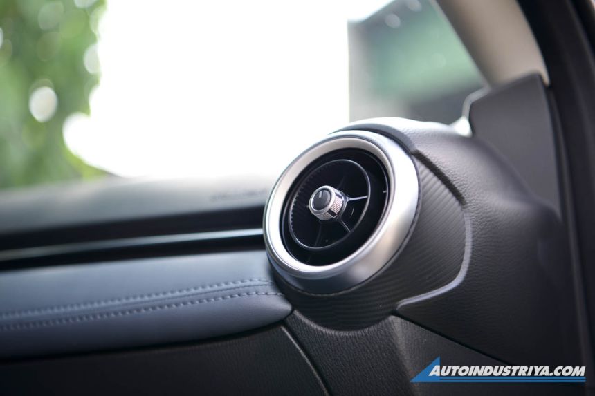 2022 Mazda2 1.5L Hatchback Premium image