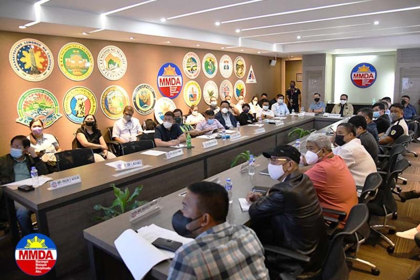 MMDA, DILG want to harmonize traffic management with LGUs image