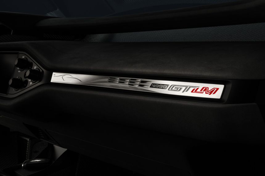 2023 GT LM is Ford's farewell to the flagship supercar image