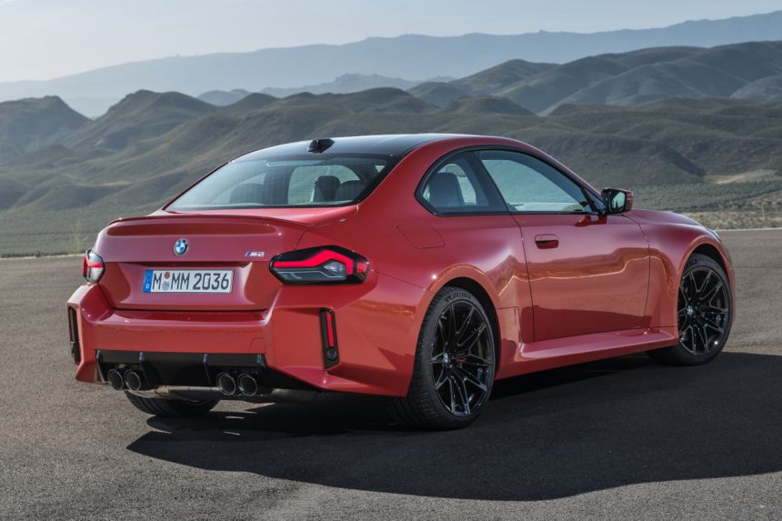 2023 BMW M2 debuts with 460 PS; last non-hybrid M image