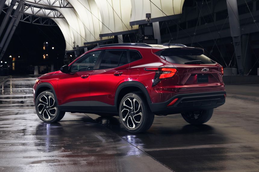 Next-generation 2024 Chevrolet Trax gets a glow-up image