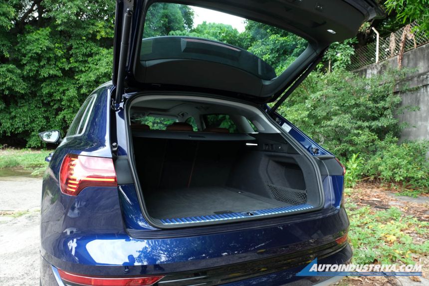 First Drive: Audi e-tron 55 quattro is the future made familiar image