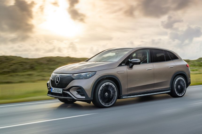 2024 Mercedes-Benz EQE SUV to challenge Audi e-tron, BMW iX image