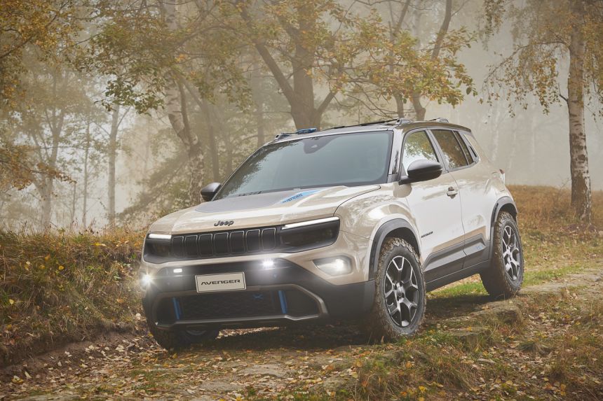 Jeep previews Avenger EV 4x4 Concept image