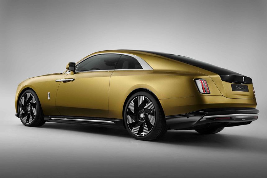 The 2023 Spectre is Rolls-Royce&rsquo;s first all-electric coup&eacute; image