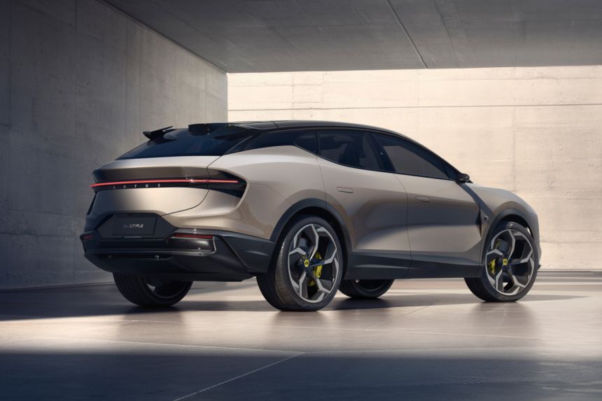 2023 Lotus Eletre EV has 905 HP in top-spec R trim image