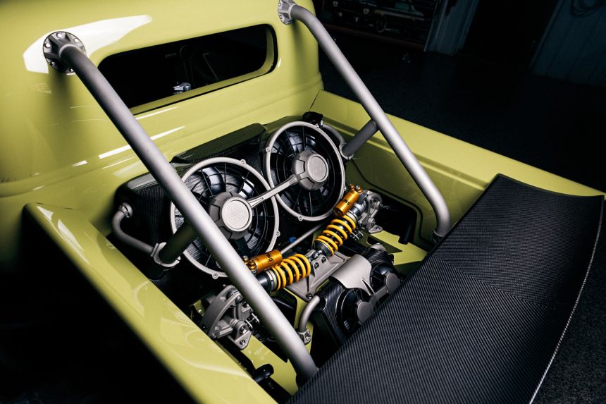 SEMA 2022: 1948 Chevrolet pick-up turned to 1,000 HP super-truck image