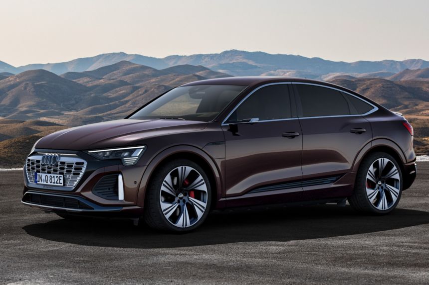 2023 Q8 e-tron is Audi's flagship electric SUV image