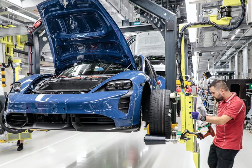 100,000th Porsche Taycan has rolled off the factory image