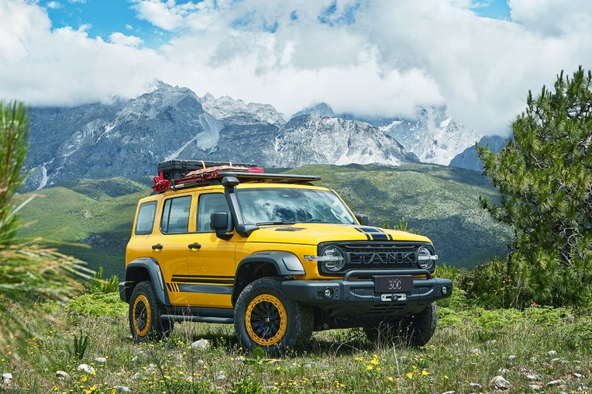 Tank 300 Frontier Edition comes with free e-dirt bike image