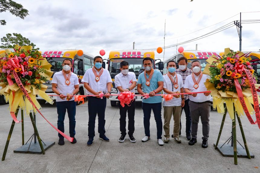 Foton F-Jeepney fleet ready to service Mu&ntilde;oz-Novaliches routes image