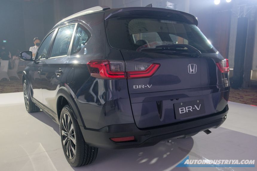 Prices Specs Variants: 2023 Honda BR-V begins at PHP 1.090M image