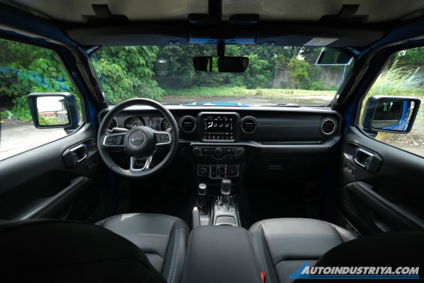 2023 Jeep Gladiator Overland now in PH image