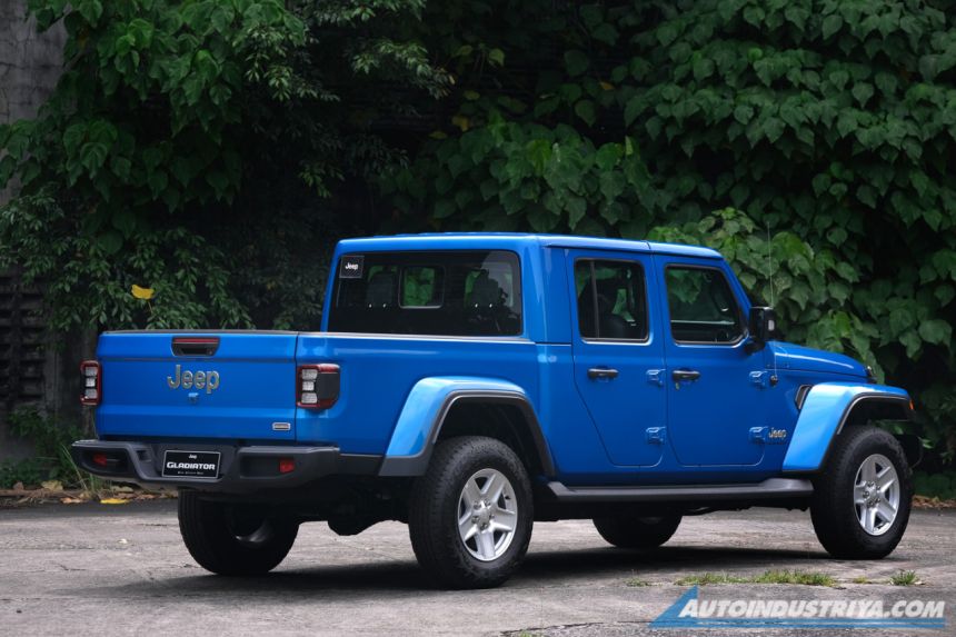 2023 Jeep Gladiator Overland now in PH image