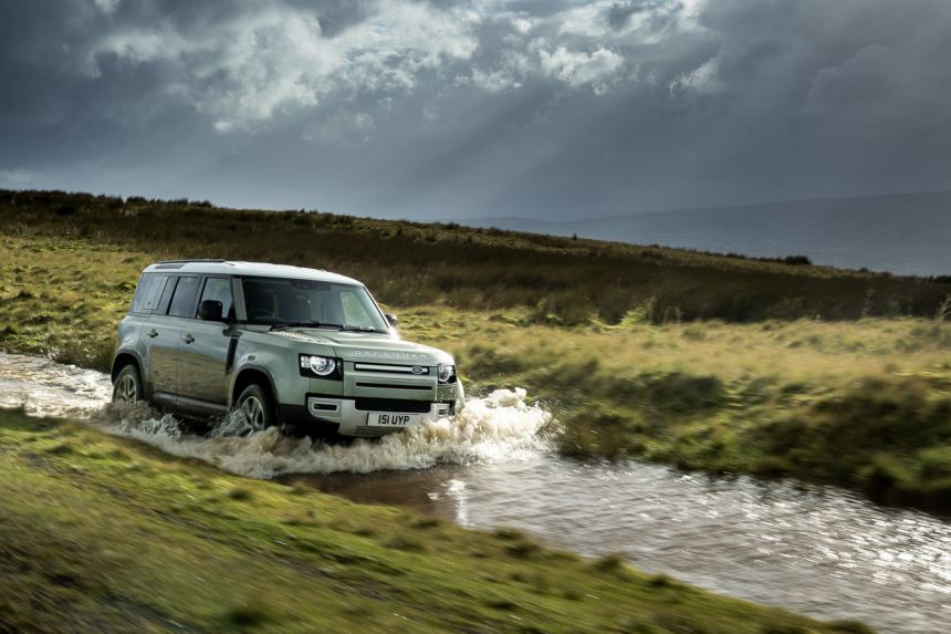 Confirmed: Land Rover Defender plug-in hybrid coming to PH image