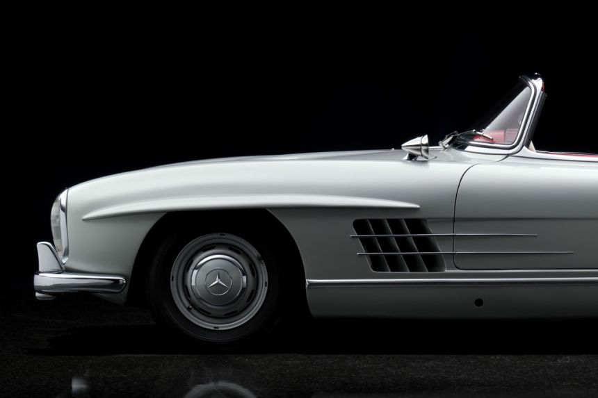 WTH is up with these fake air vents? image