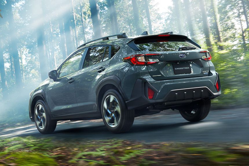 Subaru has a JDM Crosstrek without all-wheel drive image