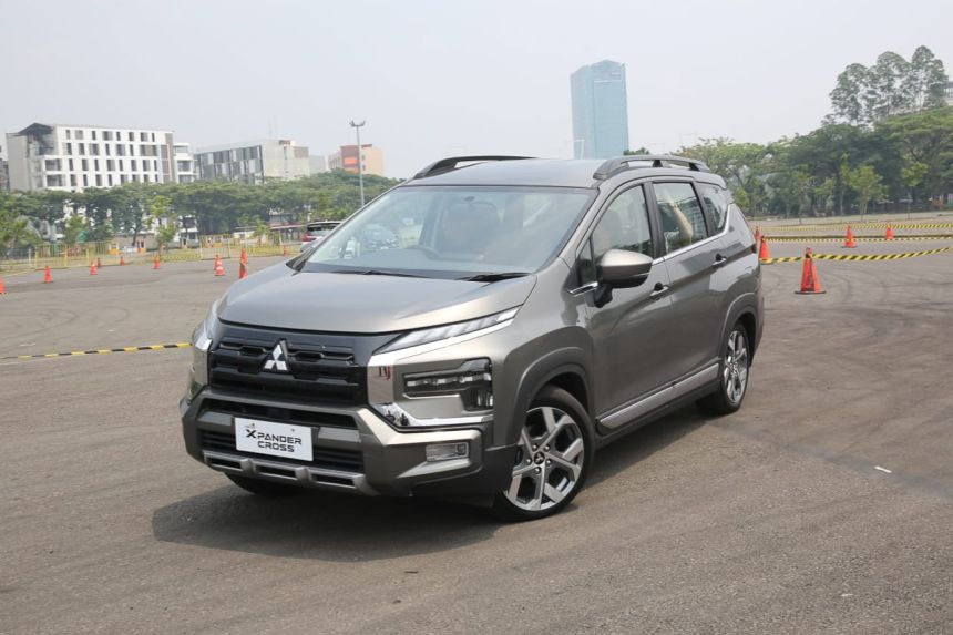 Mitsubishi PH to welcome the New Year with 2023 Xpander Cross image