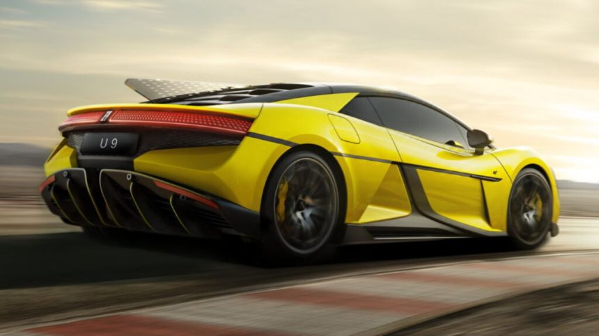 BYD claims U9 EV supercar can reach 100 km/h in 2 seconds image