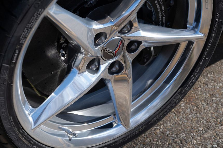 2024 Corvette E-Ray is Chevy&rsquo;s gift to the world image