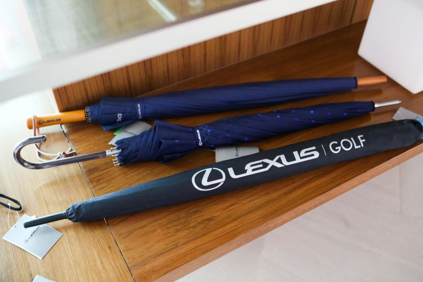 Lexus Mitsukoshi image