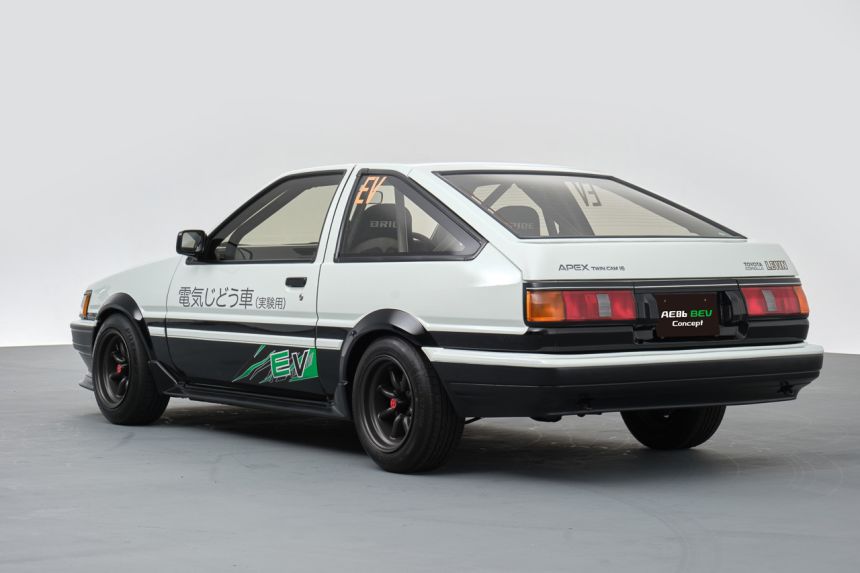 Toyota reveals a pair of fully-electric AE86s image