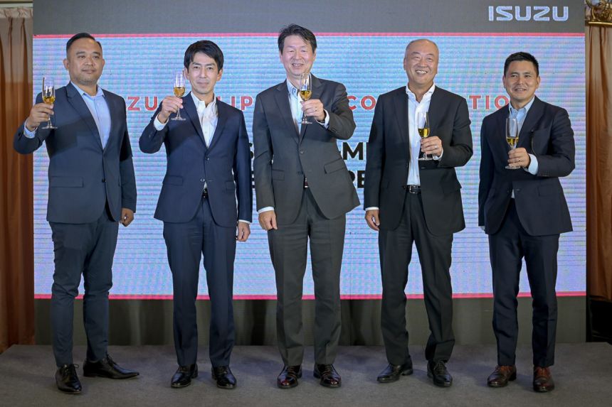 Isuzu PH officially welcomes Tetsuya Fujita as its new leader image